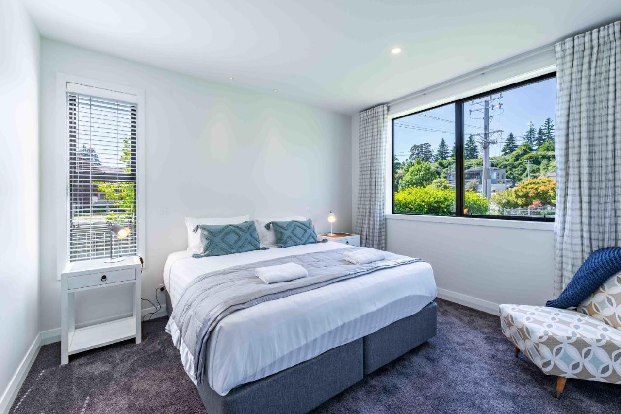 Serenity Haven: Retreat With Panoramic Views Holiday home Wanaka