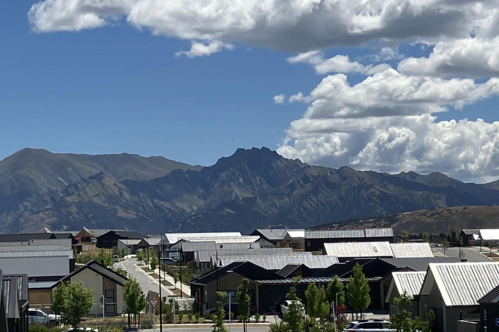 Breathtaking Mountain Panorama *