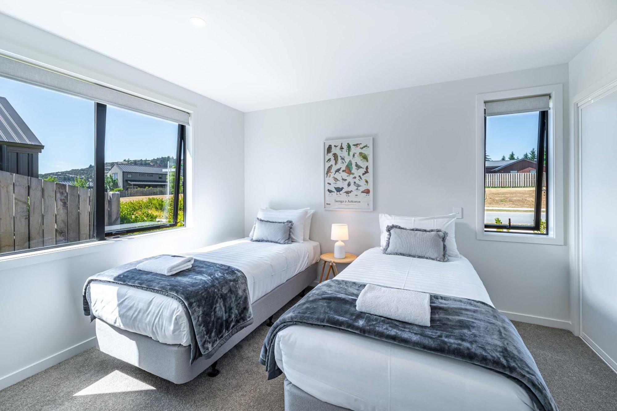 Breathtaking Mountain Panorama Holiday home Wanaka