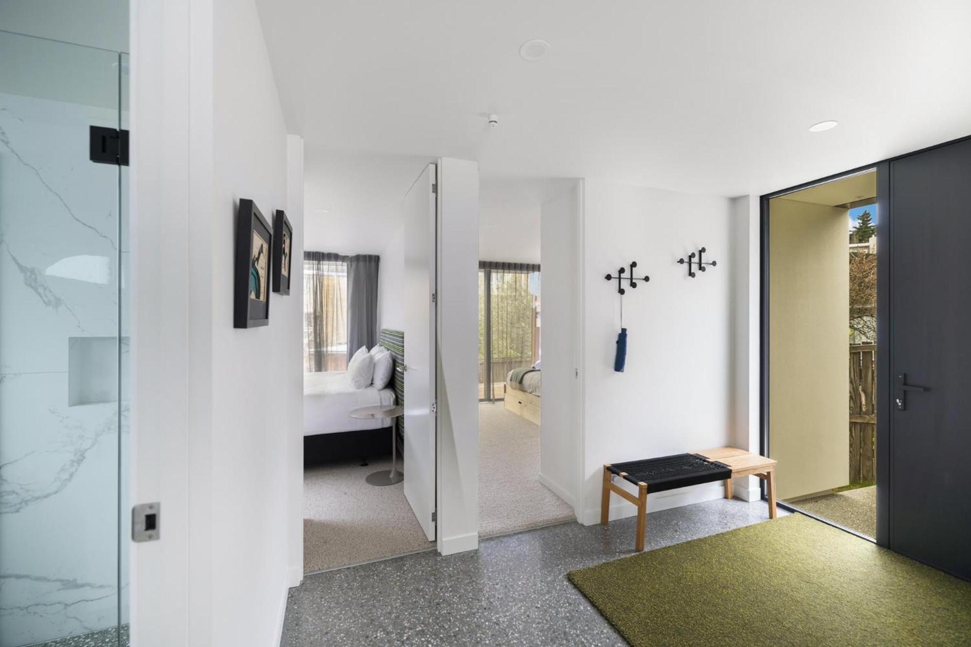 Aurora, Luxury In The Heart Of *