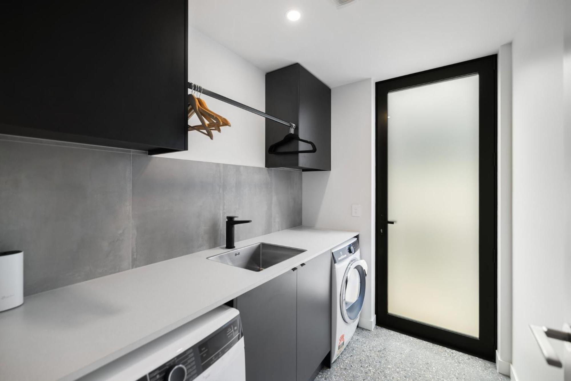 Aurora, Luxury In The Heart Of Wanaka