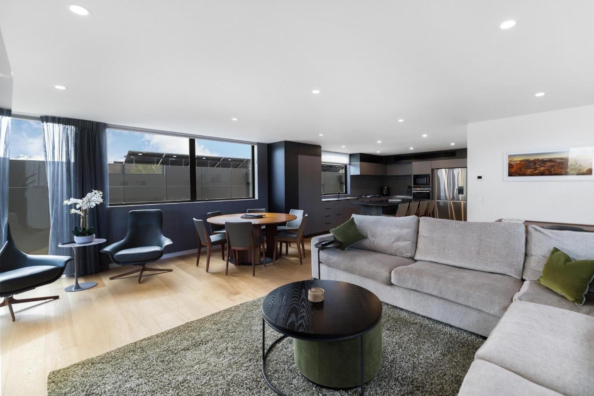Aurora, Luxury In The Heart Of Villa Wanaka