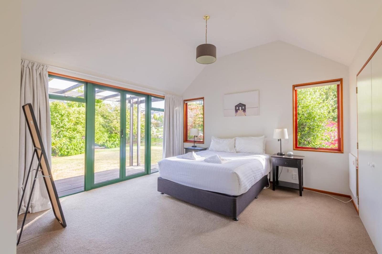 Rata Street Retreat Holiday home Wanaka