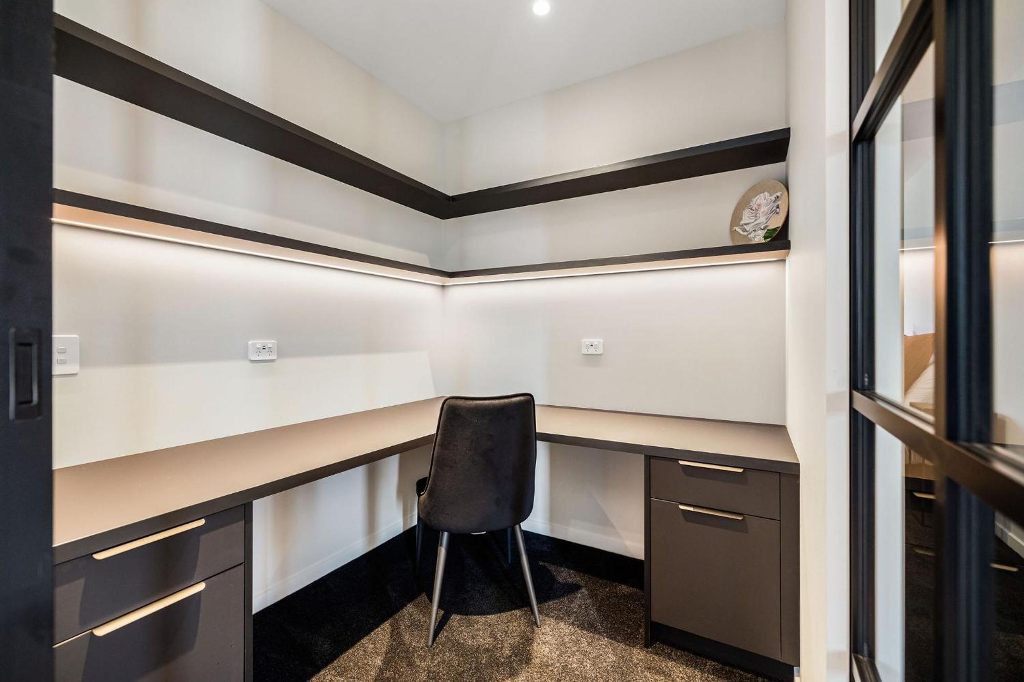 Absolute Luxury On Warren