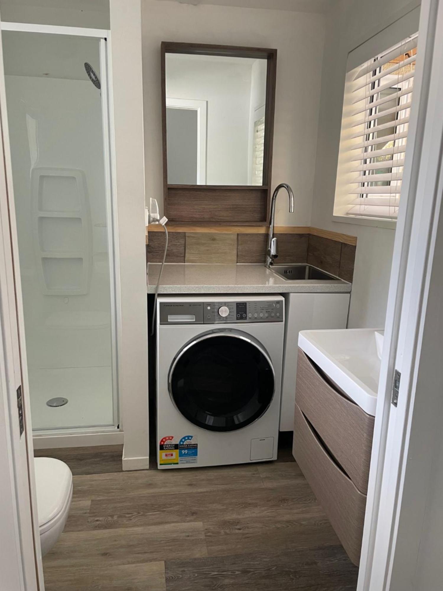 2 Bedroom, Walk To Town Apartment