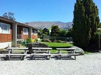 Manuka Crescent Wanaka