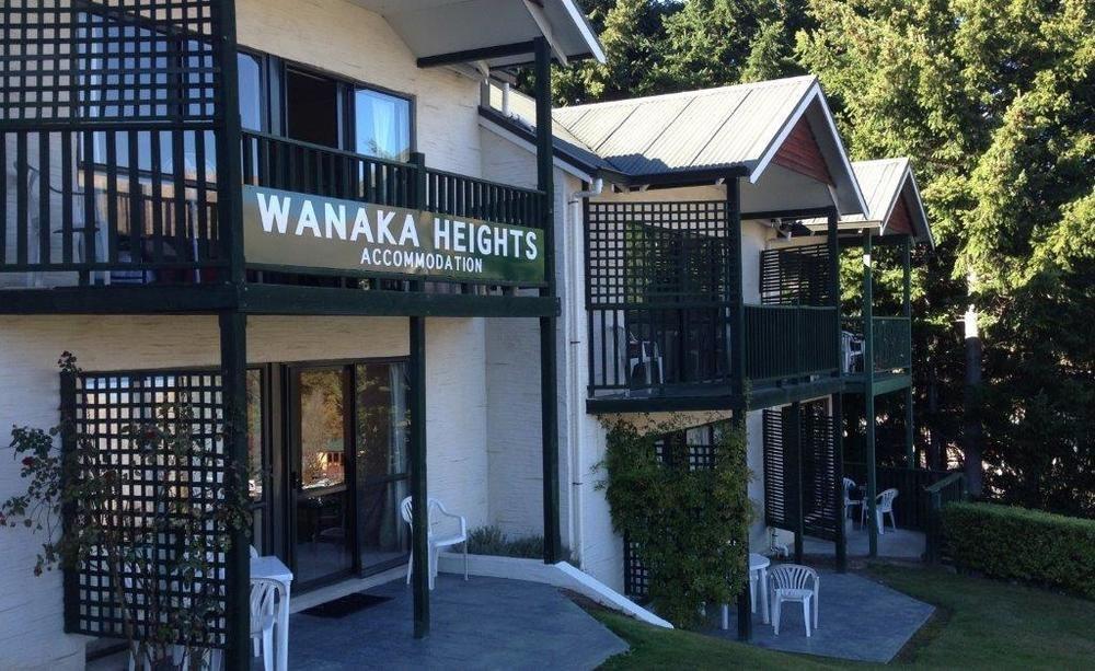 Heights Motel 3*