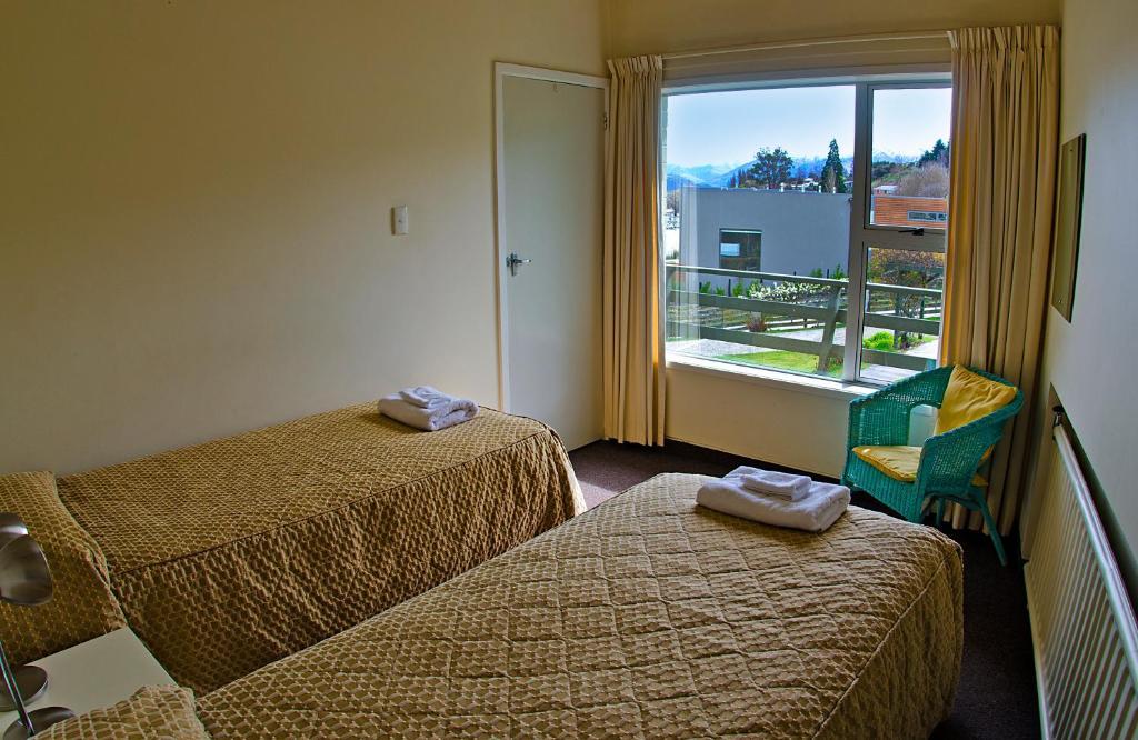 Panorama Court Aparthotel 3*