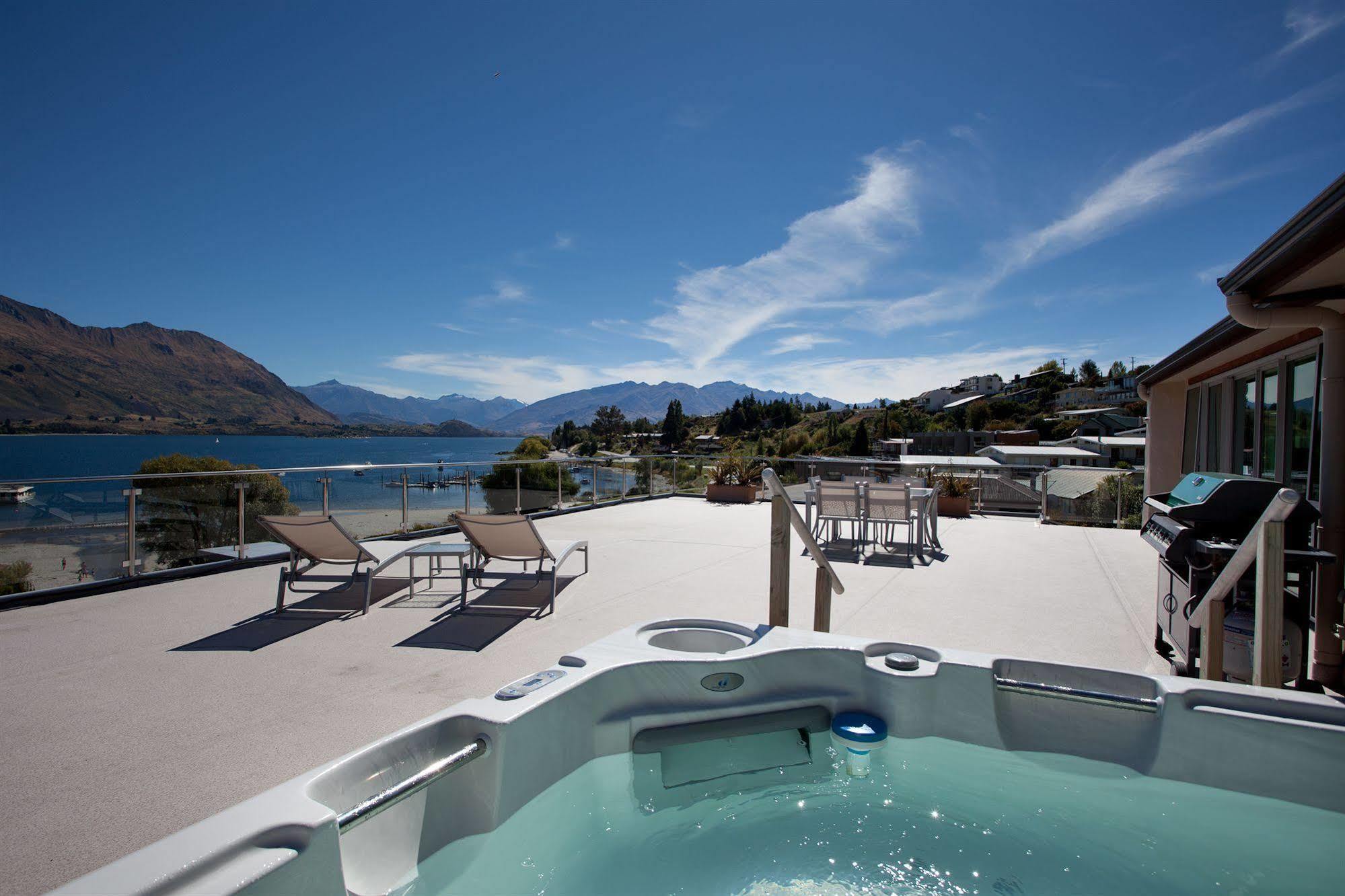 Aparthotel Lakeside Wanaka