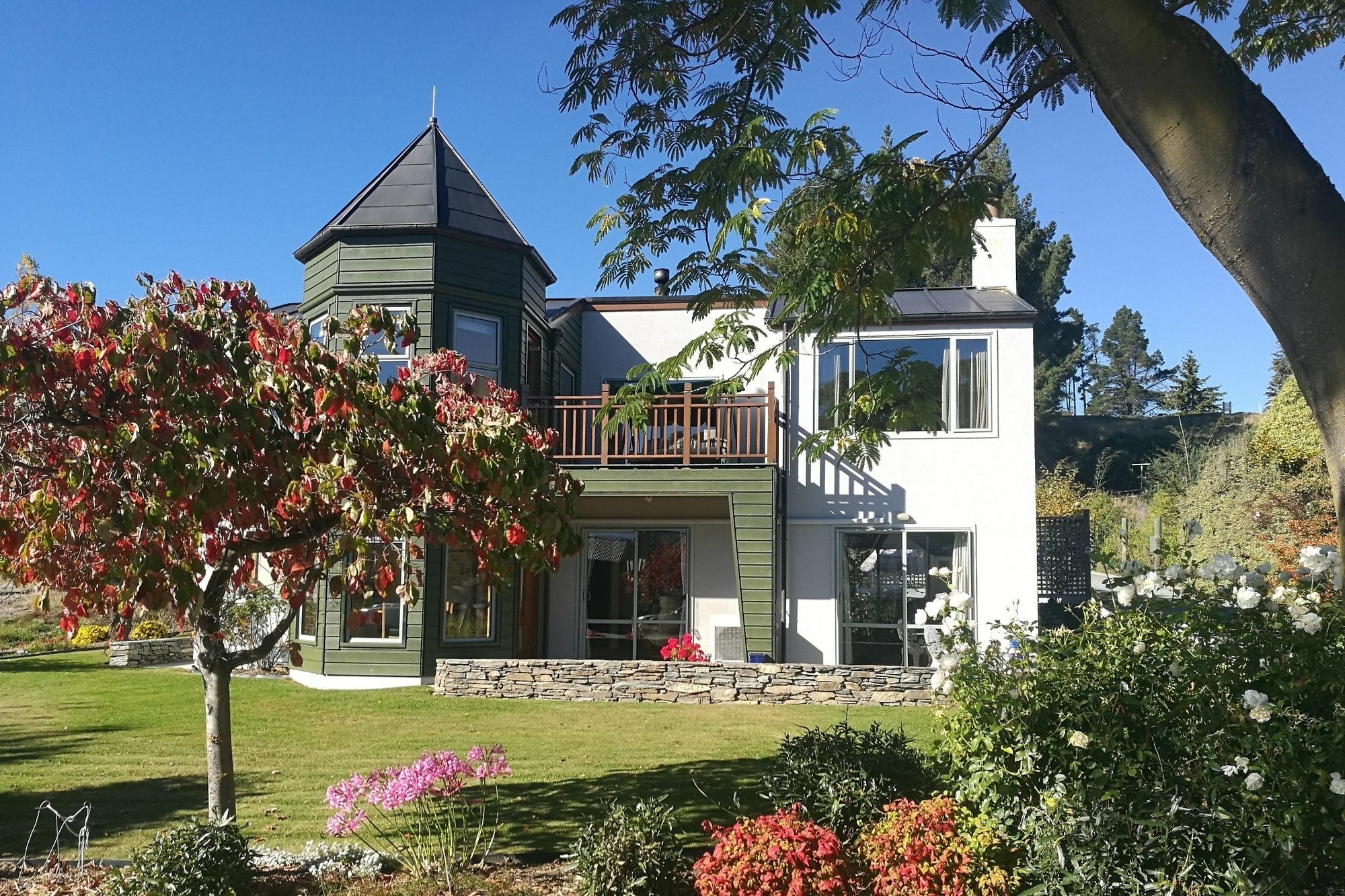 Arcadia Garden * Wanaka
