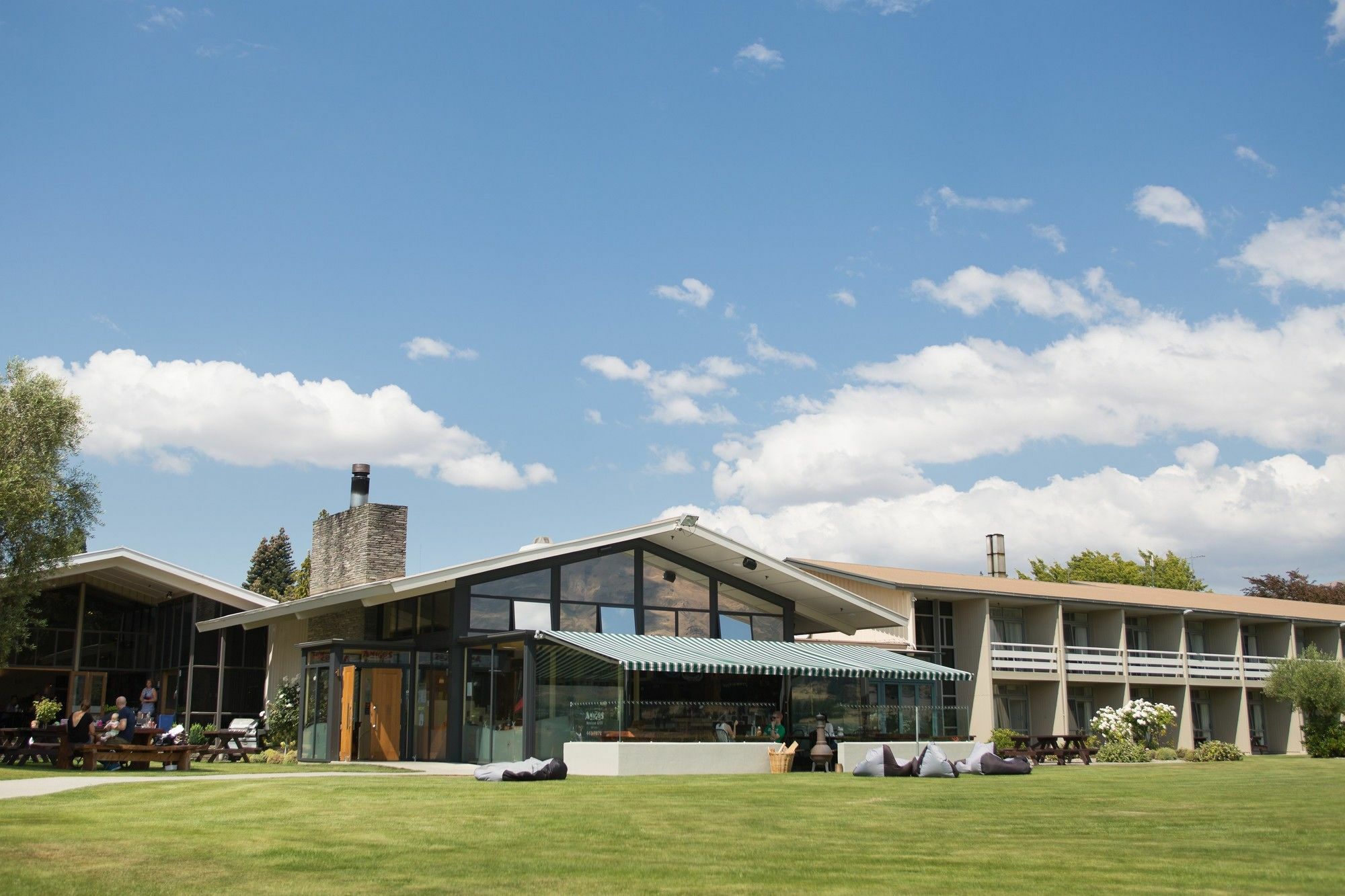 Hotel Wanaka Hotel 3*