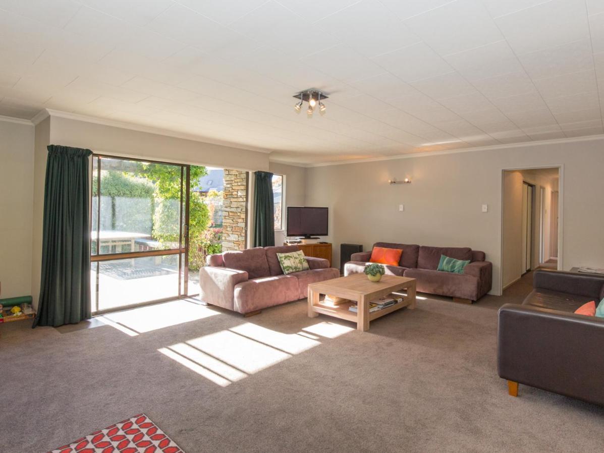 Holiday home Kowhai -