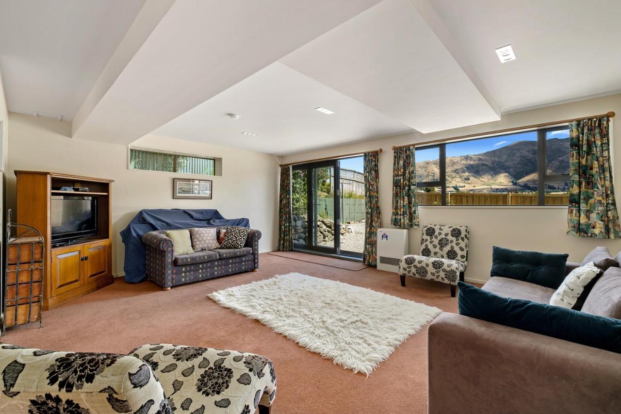 Holiday home The Lookout - Wanaka