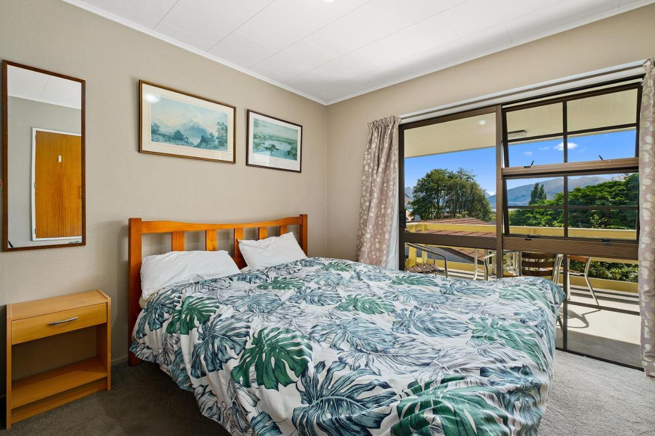 The Lookout - Holiday home Wanaka