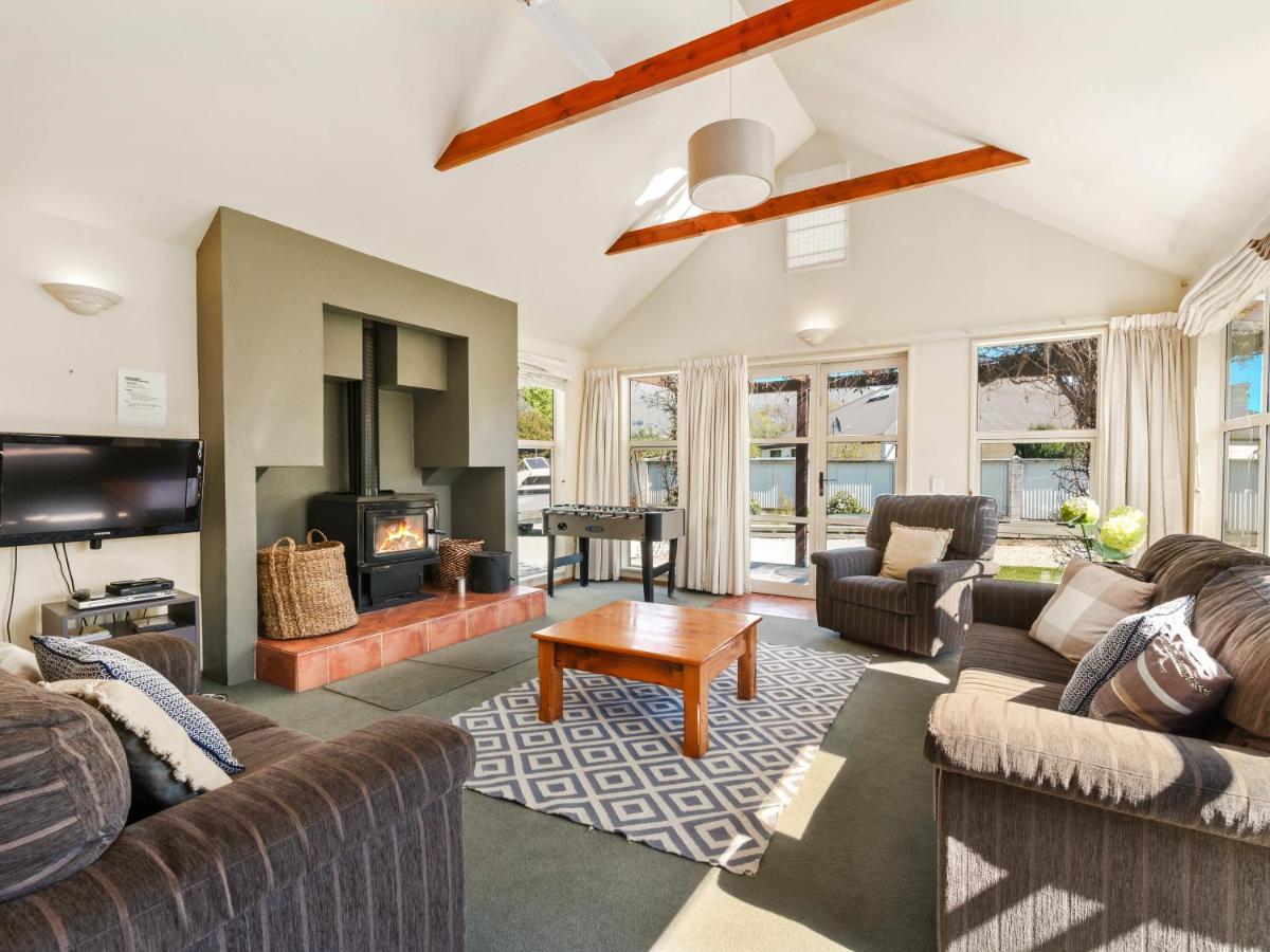 Charming On Cherry - Holiday home