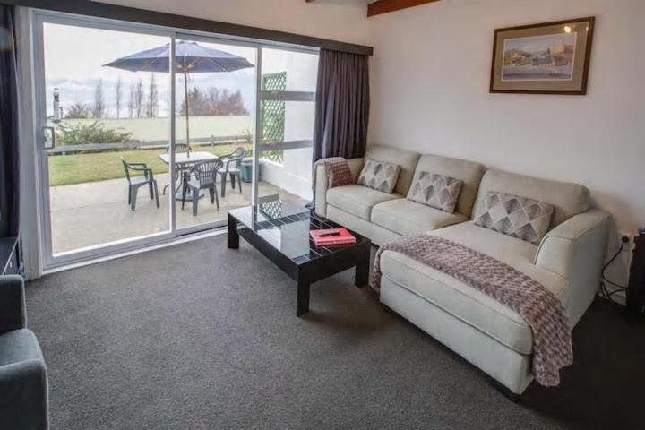 52sq Hawea Apartment, And Mountain Views!! Apartment Wanaka