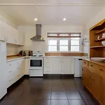 Townside Treat - Wanaka Holiday Home