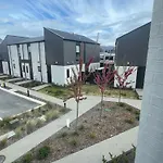 Alpine Junction Townhouse Apartments, Lodge & Hotel
