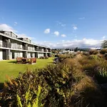 Clearbrook Motel & Serviced Apartments