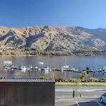 Marina Terrace Apartments, Wanaka