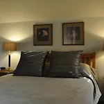 Lansdown Peaks Apartments