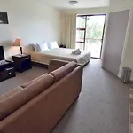 Shotover Lodge