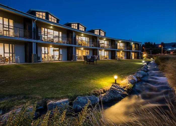 Clearbrook Motel & Serviced Apartments