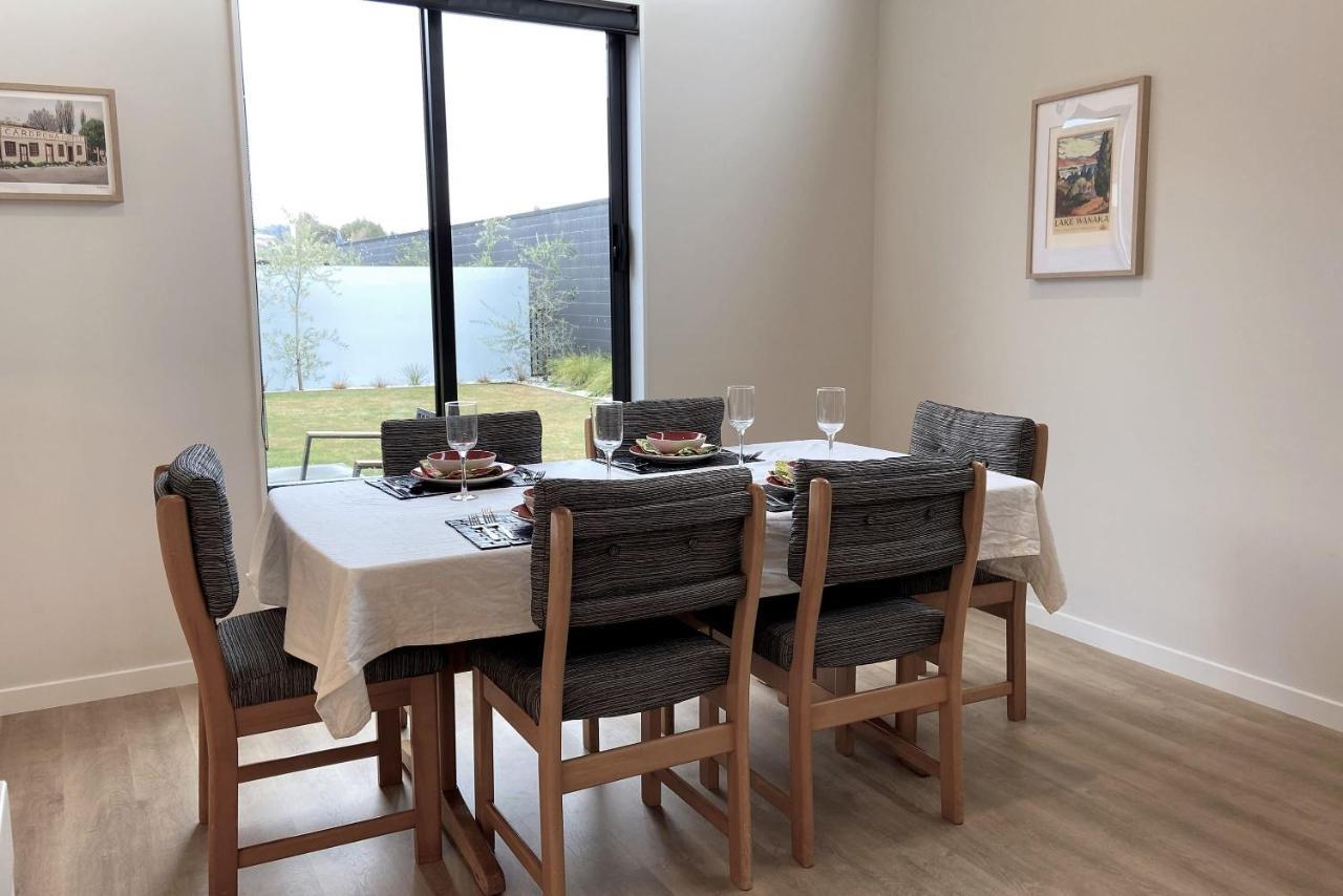 Holiday home Modern Fully Fenced Stackbrae Wanaka