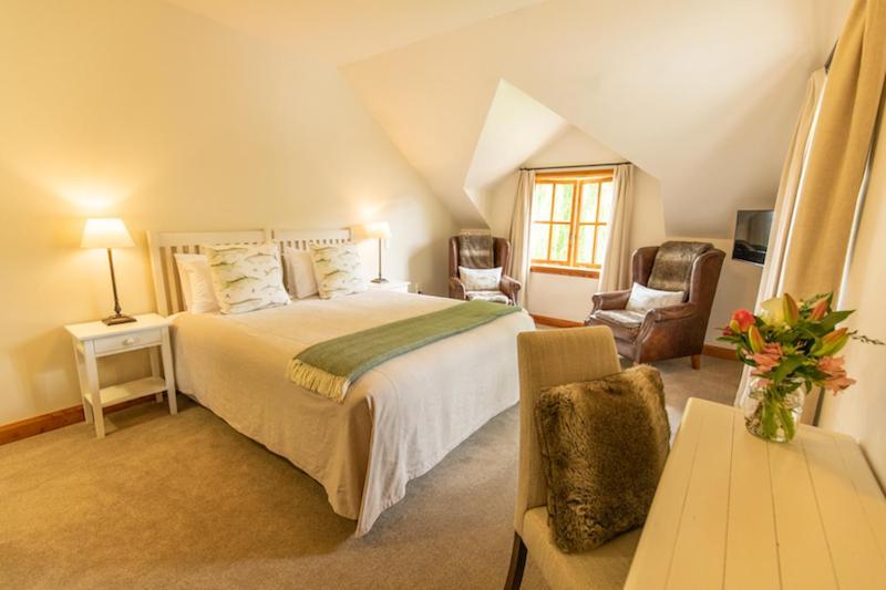 Bed & Breakfast Homestead &
