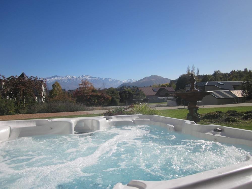 Lake Wanaka Lodge 4*