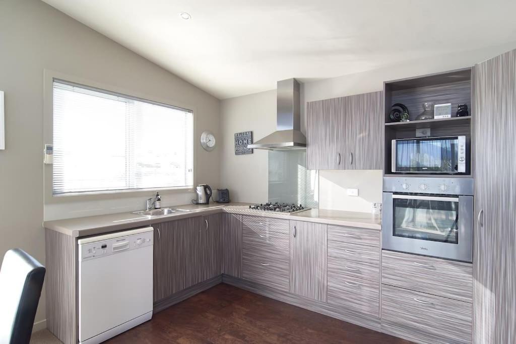 Stunning Bob Lee Place Wanaka