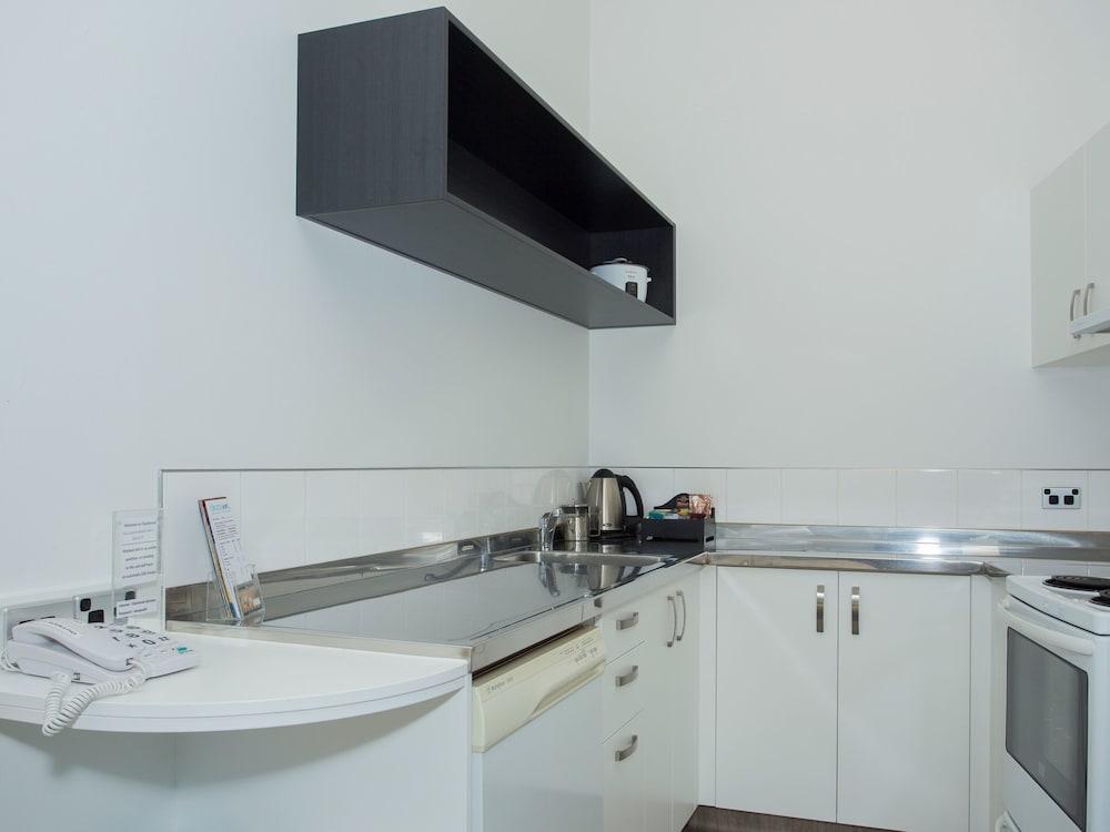 Clearbrook & Serviced Aparthotel
