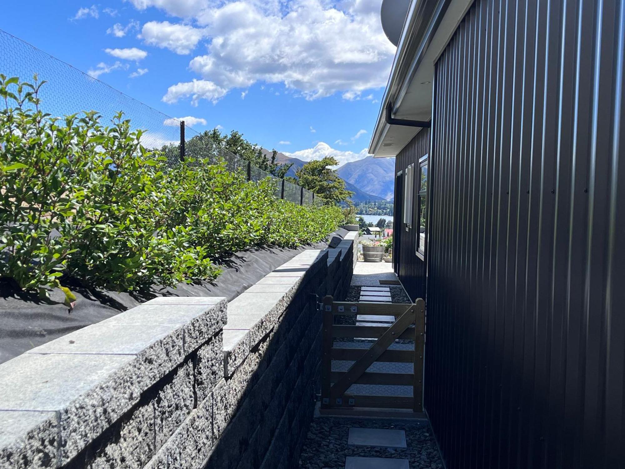 Apartment Views - New With To Relax Wanaka