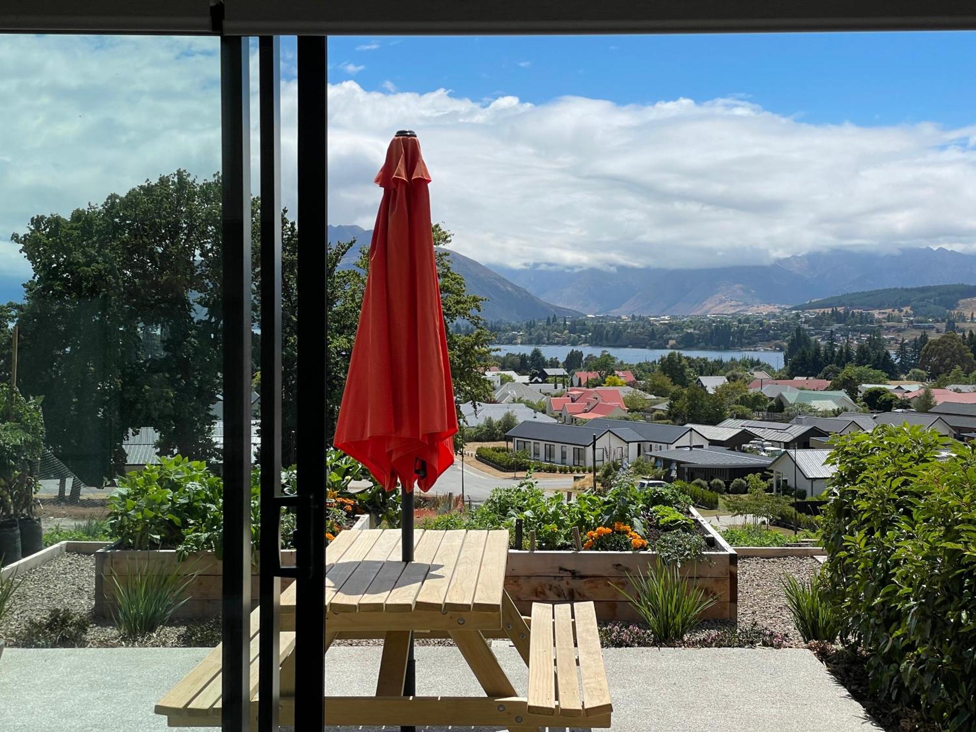 Views - New With To Relax Apartment