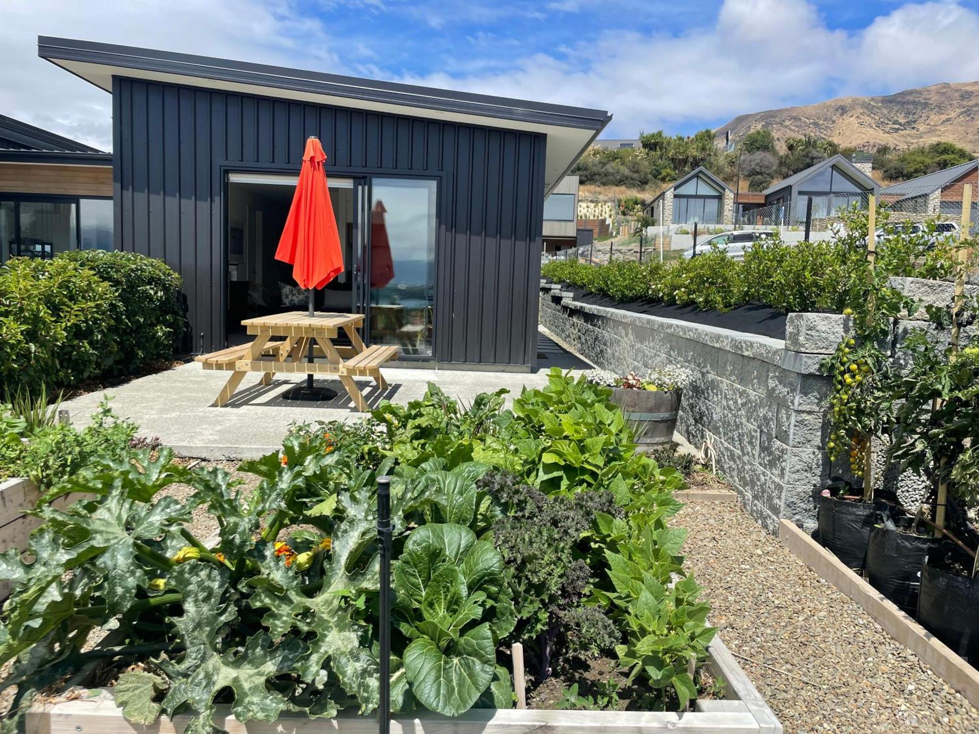 Views - New With To Relax * Wanaka
