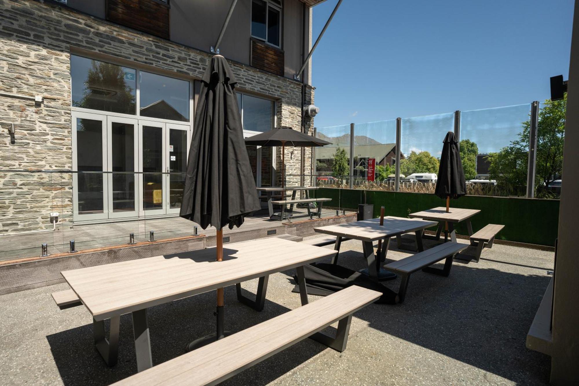 Hostel The Brownston