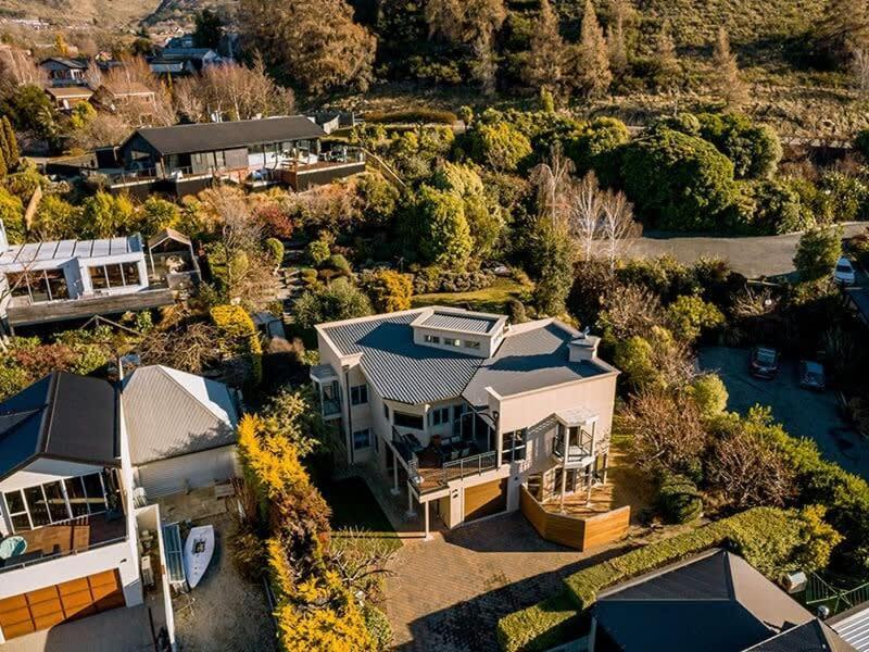 Lake View Holiday home *