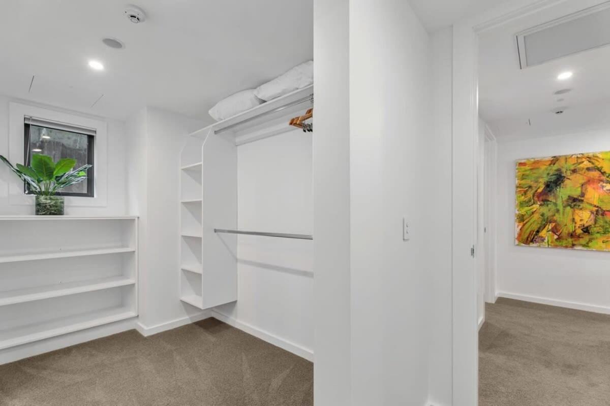 Lakeview Luxury Vista Apartment *