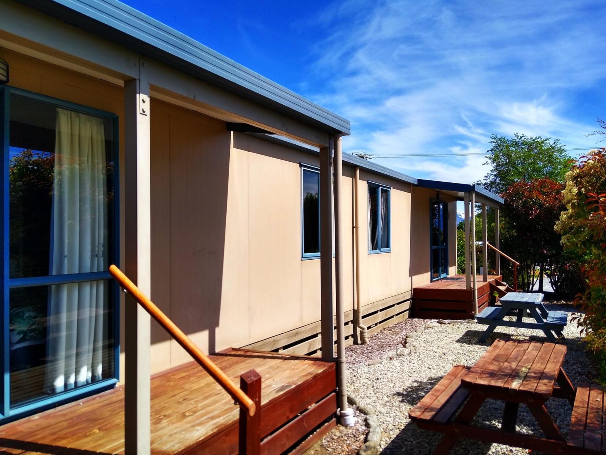 Campsite Hampshire - *