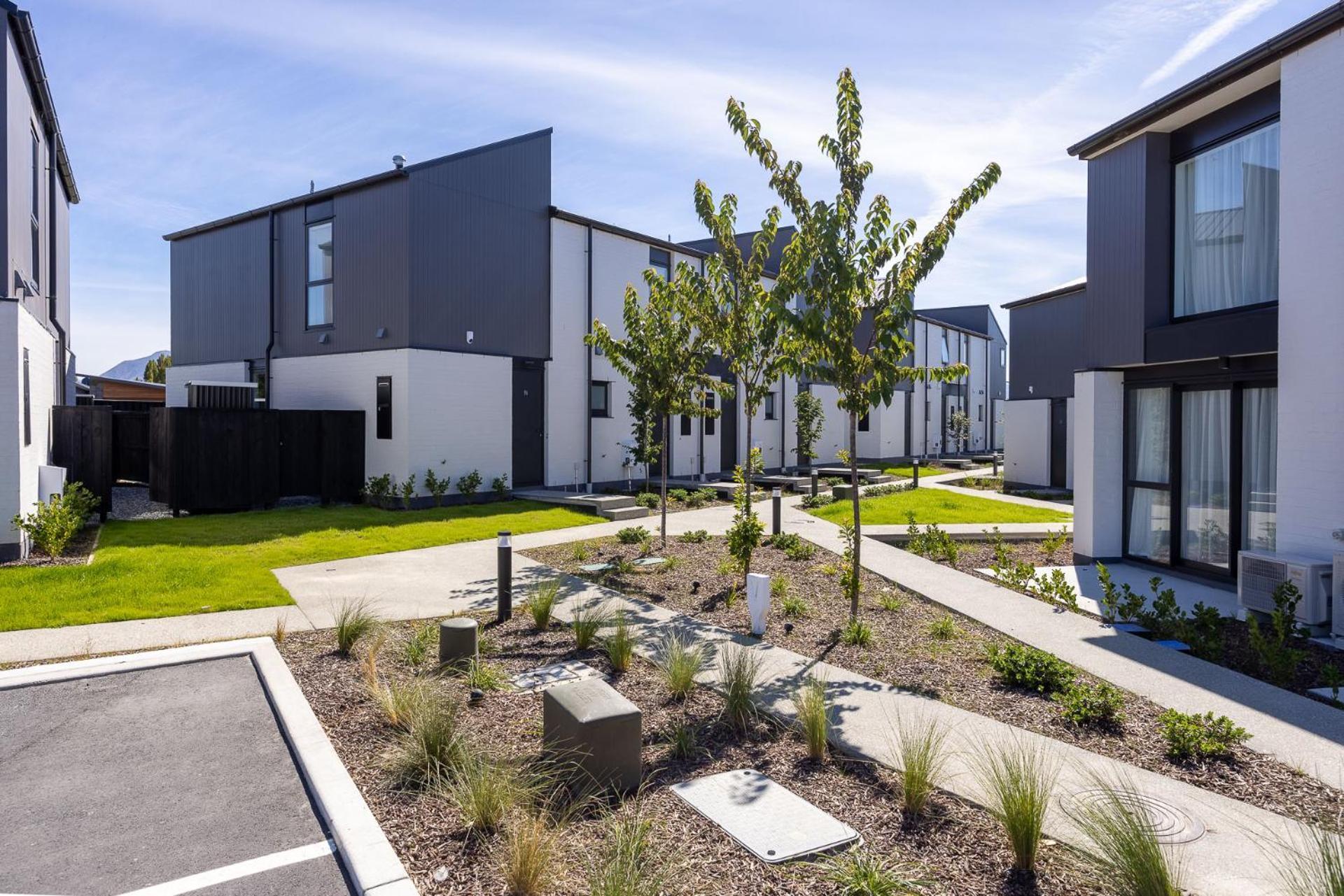 Alpine Junction Townhouse Apartments, & Apartment