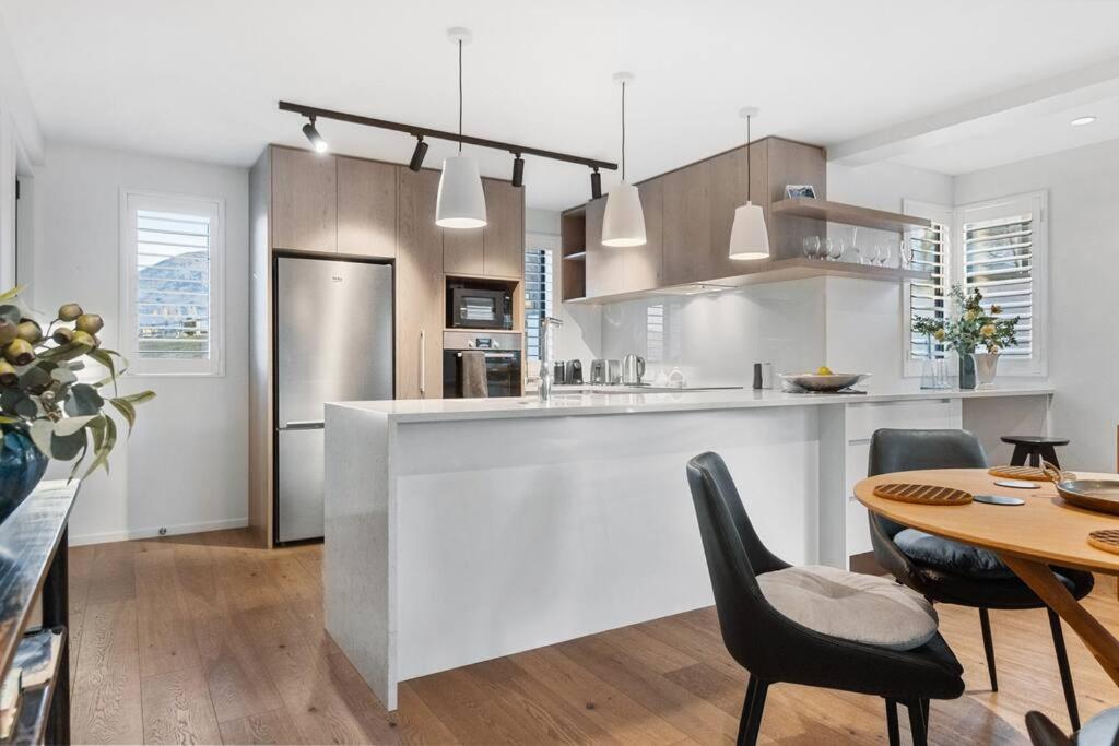 Apartment Station