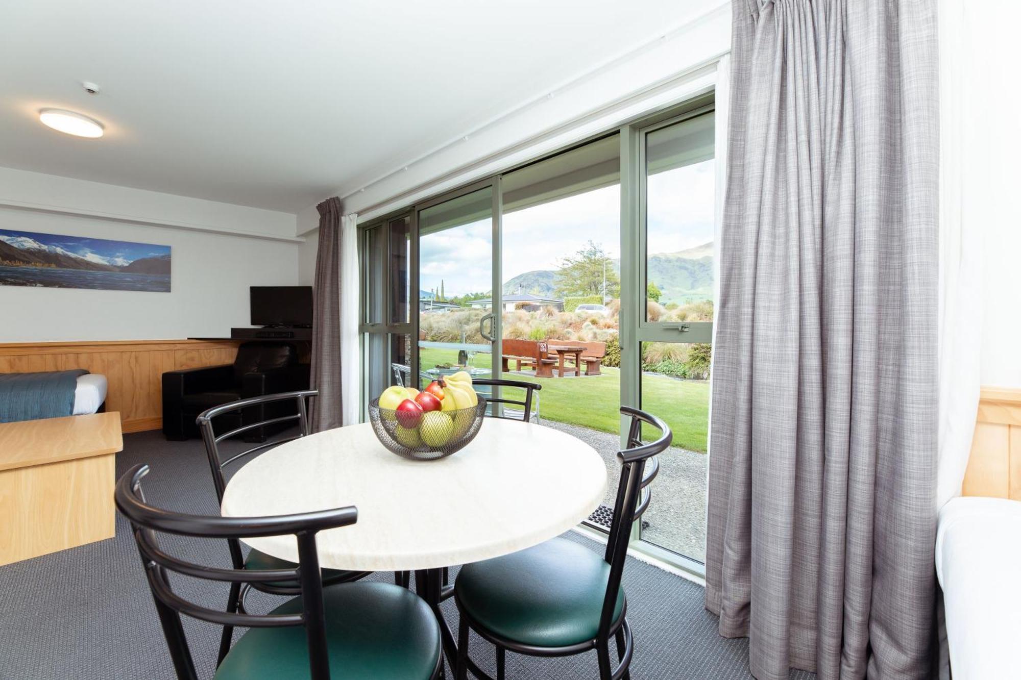 Clearbrook & Serviced 4*