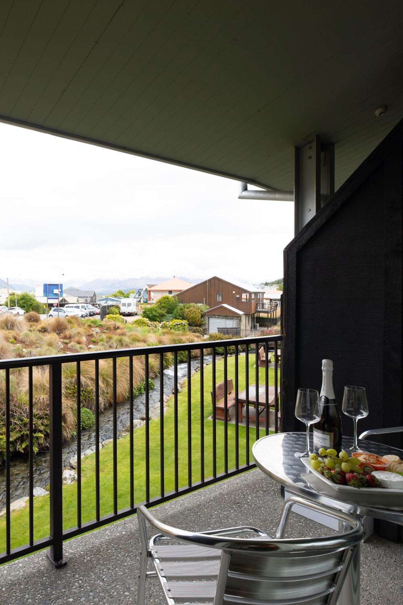 Clearbrook & Serviced Aparthotel Wanaka
