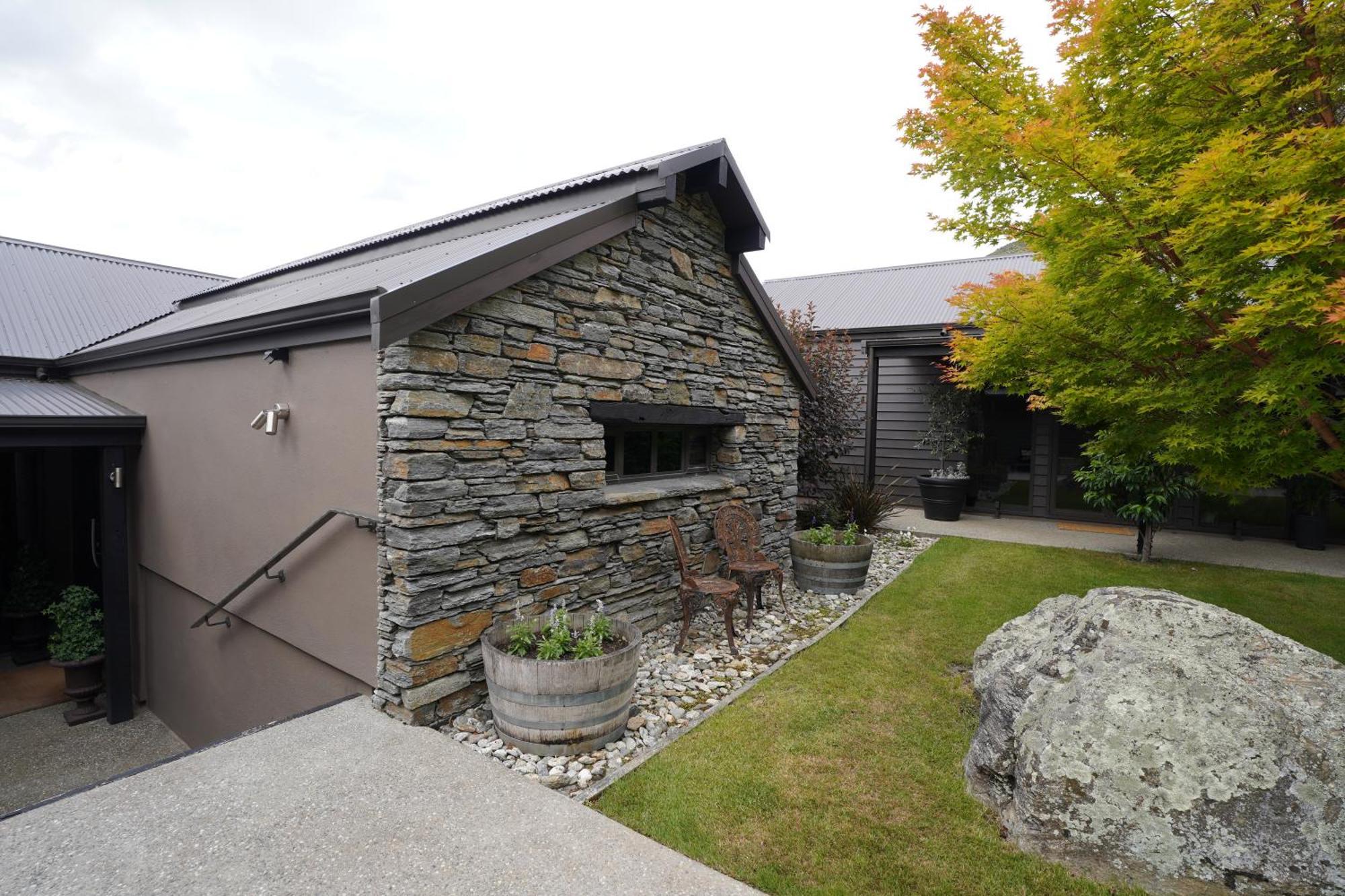 Mt Rosa Boutique Vineyard