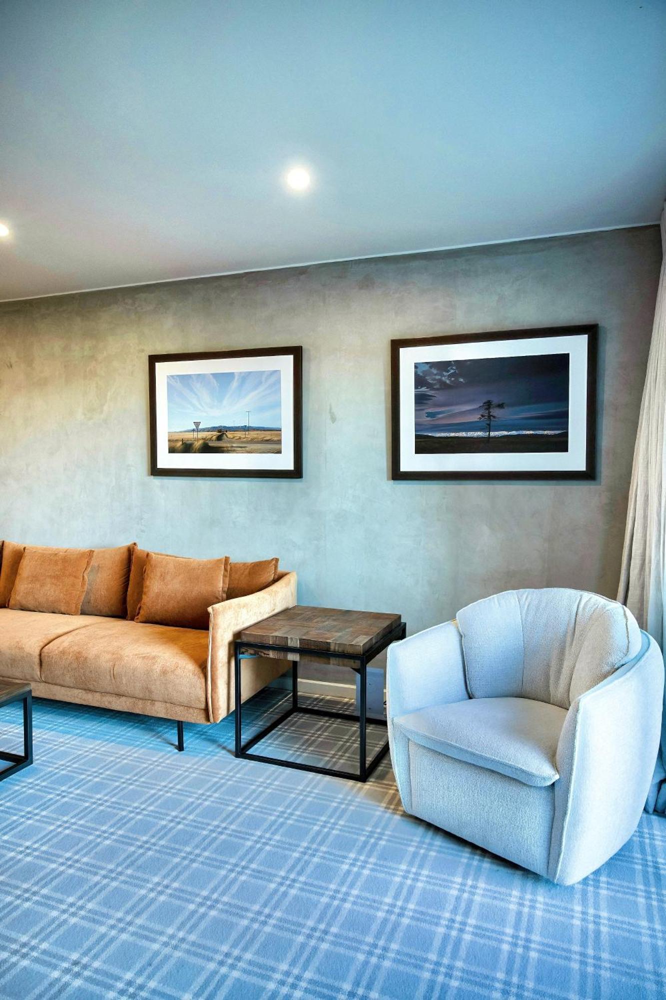 Oakridge Aparthotel 4*