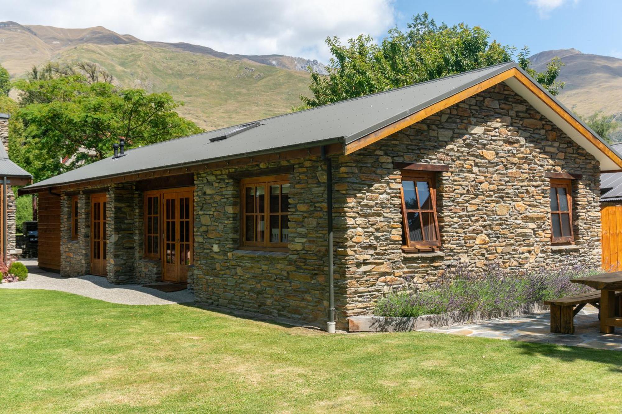 Homestead & Bed & Breakfast