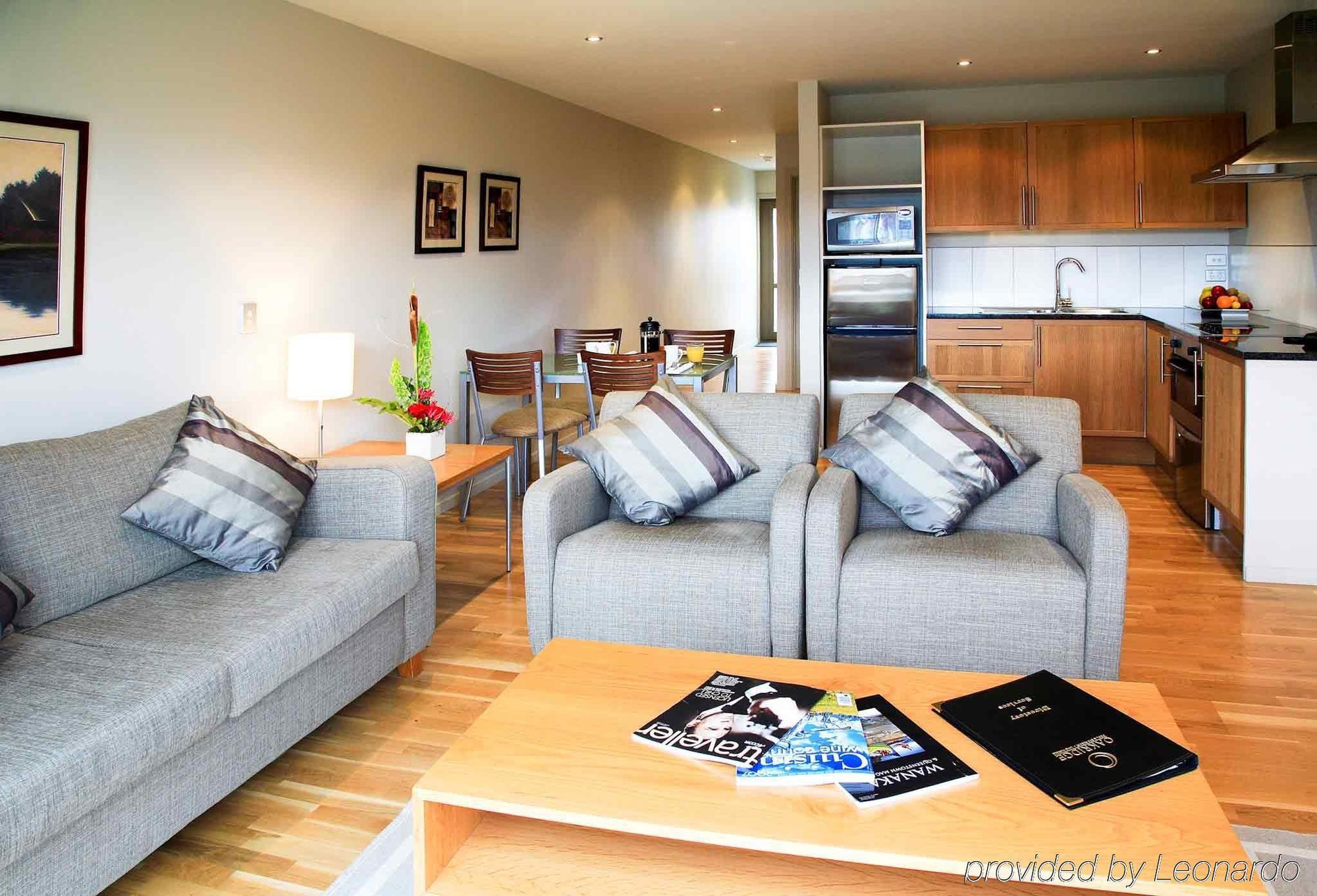 Oakridge Aparthotel