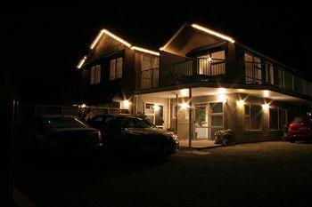 Inn Lake Wanaka Lodge 4*