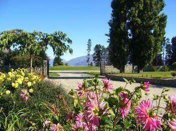 Motel Golfcourse Road And 4*