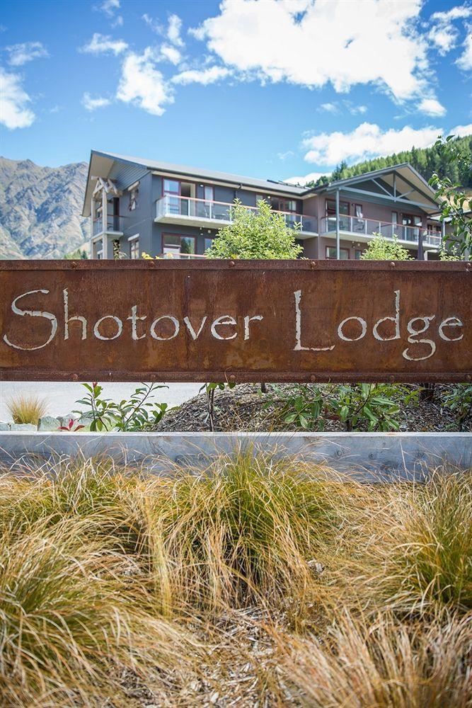 Shotover Lodge *